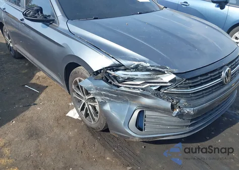 2023 Volkswagen Jetta 1.5T Sport z USA, uszkodzony, nr VIN 3VWBM7BU4PM025350